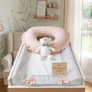 Matela de change bébé avec doudou assorti bébé
