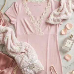 Chemise de nuit rose poudré allaitement